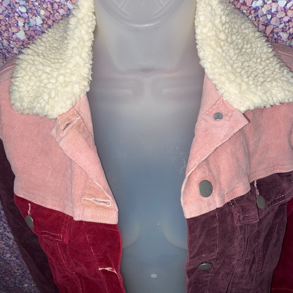 BRAND NEW BOOHOO Corduroy Color Block Jacket! - Picture 3 of 4